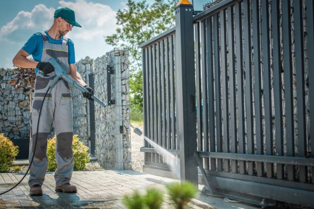 Best Solar Panel Cleaning  in Southgate, MI