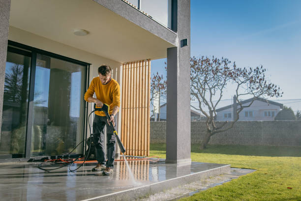 Best Pool Deck Cleaning  in Southgate, MI